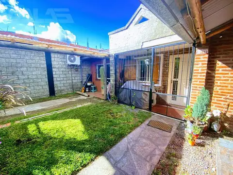 Hermosa casa 4 amb con parque y piscina. Suite, cochera para 2 autos. No te pierdas esta oportunidad