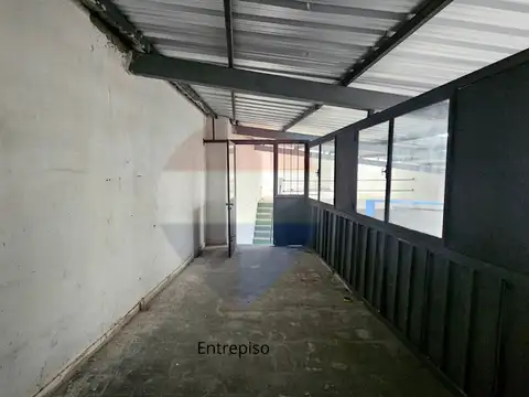 Local en Alquiler 66 años
