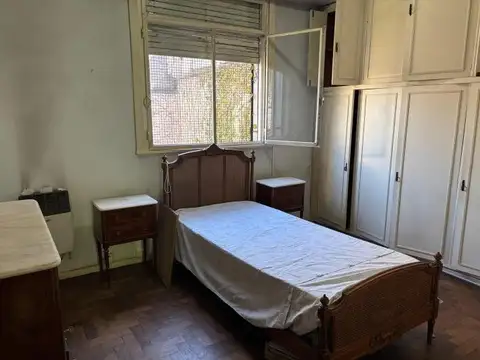 CABALLITO,3amb,contrafrente, luminoso, excelente estado,amplio, muy buena ubicación,y estado ge...