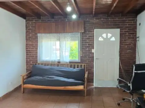 Departamento en Alquiler en Villa Luzuriaga, $ 550.000