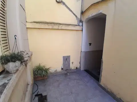 Depto Tipo Casa en Venta 96 años