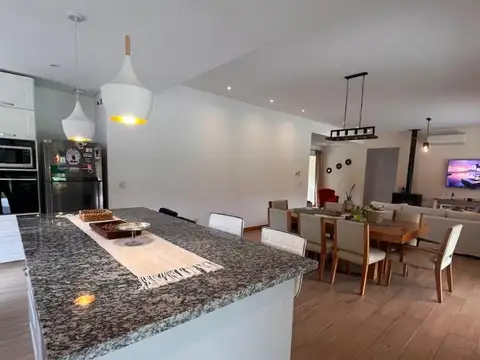 Casa en venta en Manzanares Chico