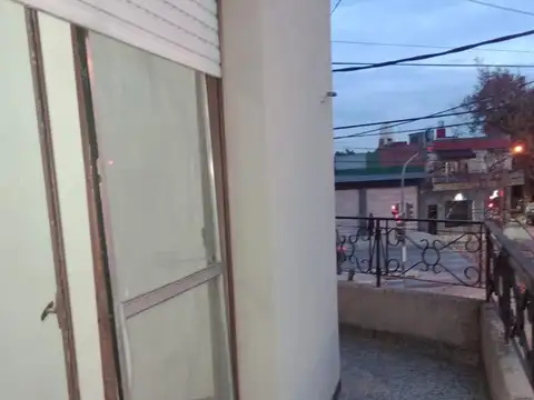 Depto Tipo Casa en Alquiler en Centro, $ 600.000