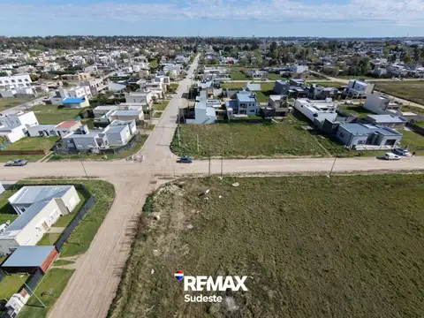 Venta Lote En Esquina Las Acacias