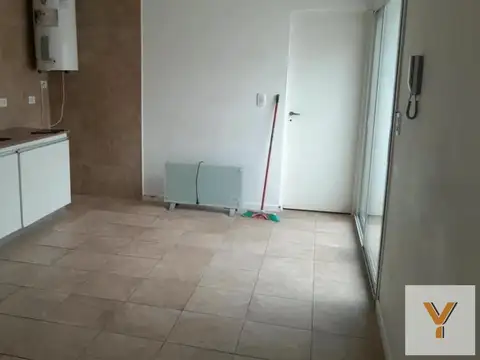 Depto Tipo Casa en Alquiler de 1 dormitorio