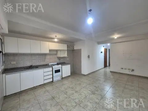 Venta Departamento 2 ambientes con patio en Villa Dominico