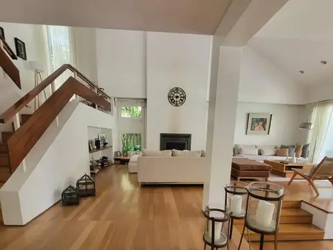 Lomas de San Isidro - Hermosa Propiedad