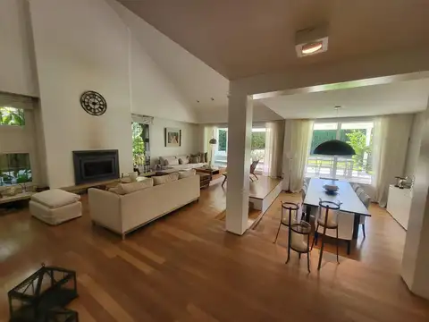 Casa en Alquiler A Estrenar