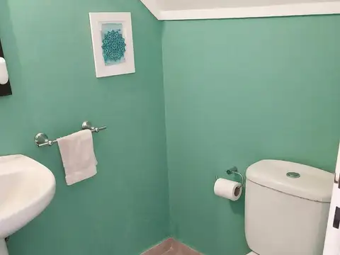 Casa 4 ambientes con 1 baño
