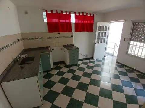 Depto Tipo Casa en Alquiler de 1 dormitorio