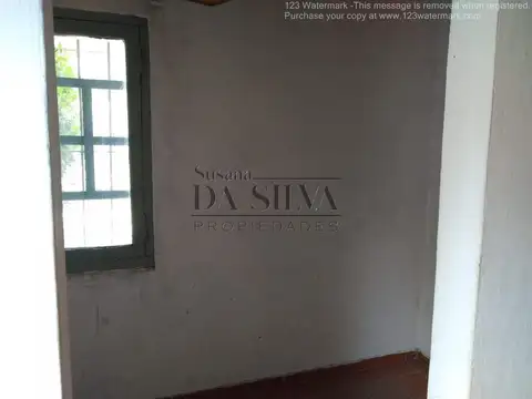 Casa y terreno, Suipacha e/San Martín y Alvarez Jonte