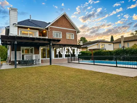 Casa en Venta de 4 dormitorios