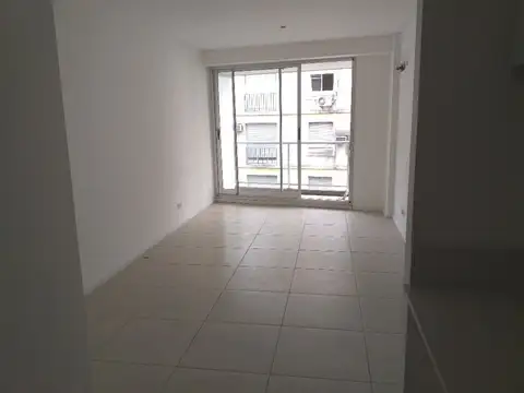 Armenia 2300, Piso 5