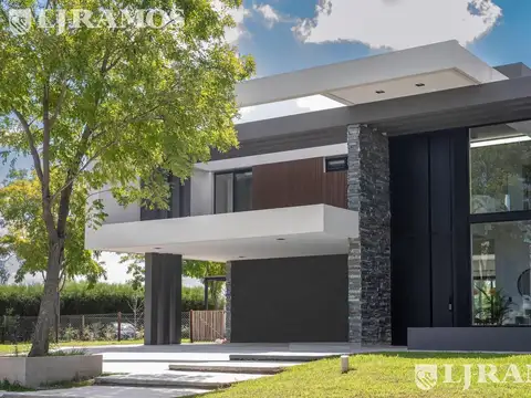 Casa en Puertos / Escobar - Barrio Marinas