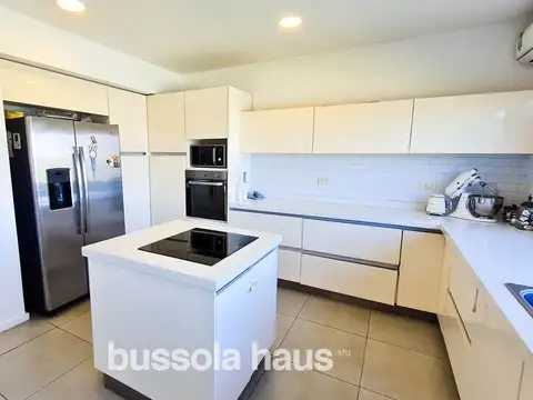 Casa en Venta en Puertos - Barrio Ceibos, USD 474.000