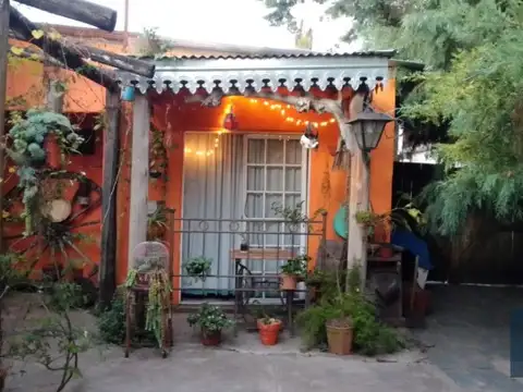 9 de febrero 650 Llavallol PBA