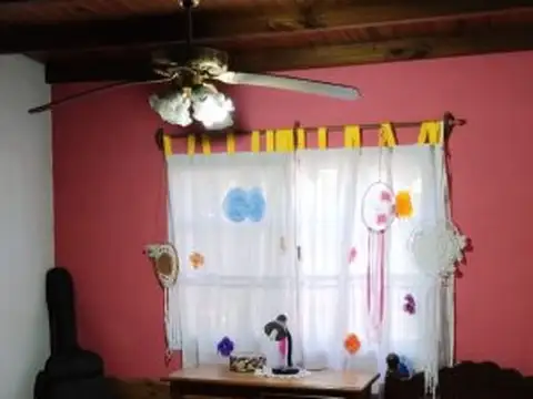 9 de febrero 650 Llavallol PBA , Piso No definido