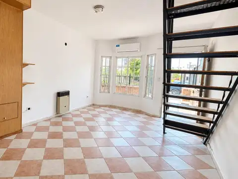 Depto Tipo Casa en Venta en Merlo, USD 65.000