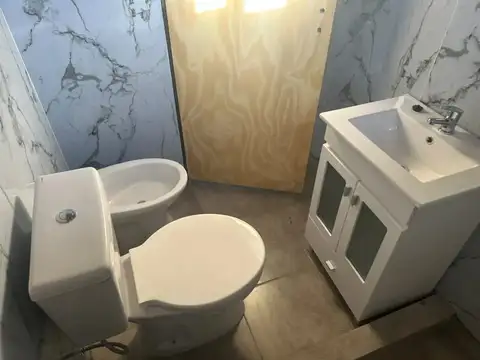 Departamento en Alquiler en Caseros, $ 850.000