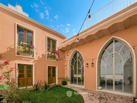 VENTA - Casa de pasillo de 3 dormitorios, piscina, parrillero y patio - Zona Centro/Río, Rosario.