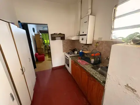 Casa 4 ambientes con 1 baño
