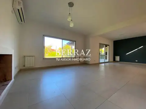 Casa venta 5 ambientes en Santa Catalina Villanueva lote de 1003 m2