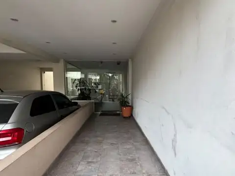 Esmeralda 400, Piso 2