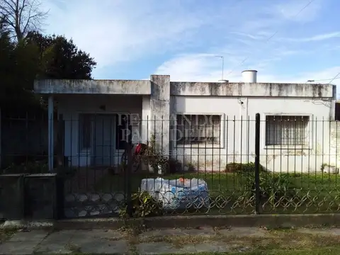 Casa - Barrio Parque Leloir