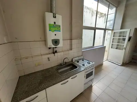 Depto Tipo Casa en Alquiler 60 años