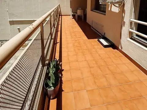 Departamento 3/4 Amb. con Balcón Terraza y Patio