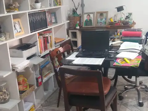 Bolivar 1400, Piso 1