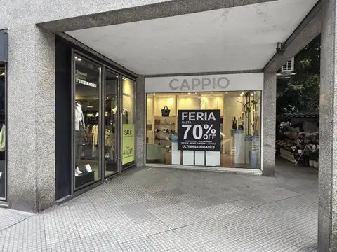 Local en Venta 70 años