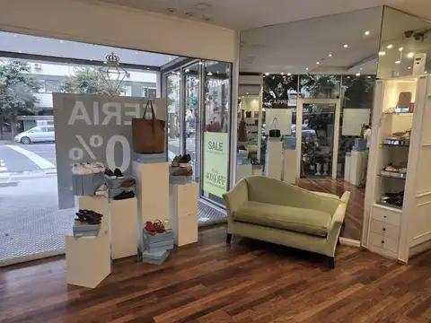 Local en Venta 70 años