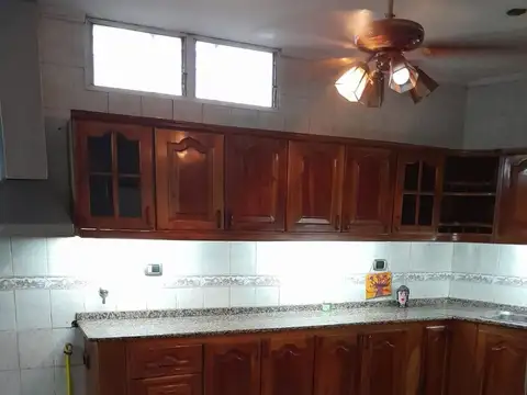 Local en Venta en Gregorio de Laferrere, USD 700.000