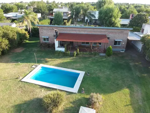 Casa en Alquiler en Funes, $ 1.400.000