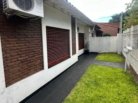 Casa en Venta en Villa Luzuriaga, USD 220.000