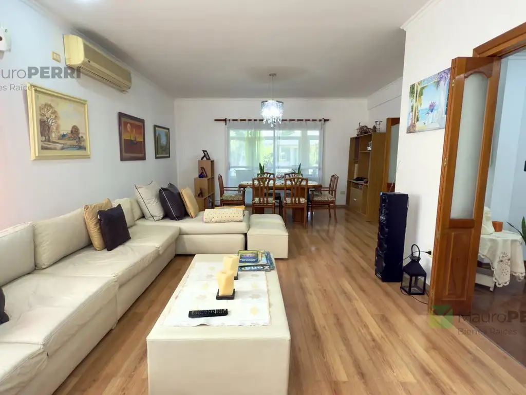 Casa en Venta con cochera