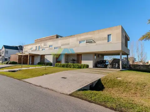 Casa en Venta en Altos De Campo Grande, USD 790.000