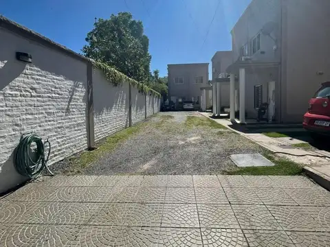 Depto Tipo Casa en Alquiler de 3 ambientes
