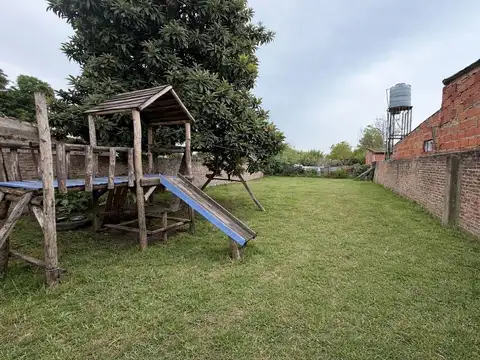 Casa en Venta en San Carlos, Moreno