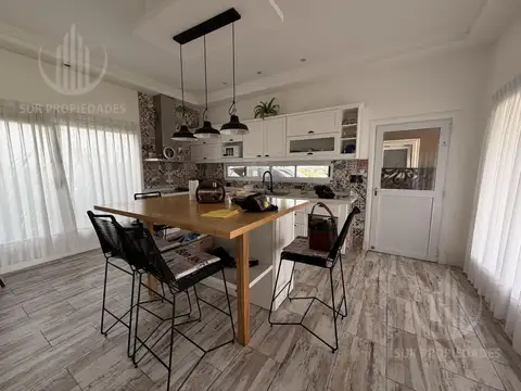 Casa en Venta en Fincas de San Vicente, USD 220.000