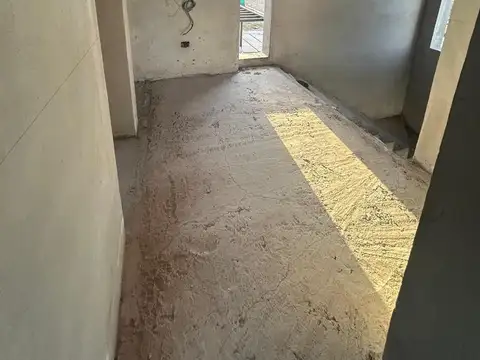 Departamento 5 ambientes con 1 baño
