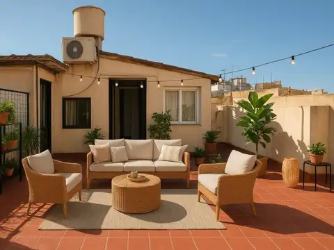 Excelente PH de 3 ambientes con gran terraza,  frente al Parque Chacabuco.