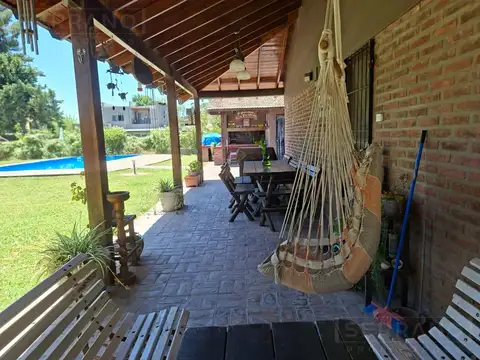 SDA. Venta chalet de 3 ambientes sobre  lote 1460 m2 en  Parque Sakura, Exaltacion  de la Cruz
