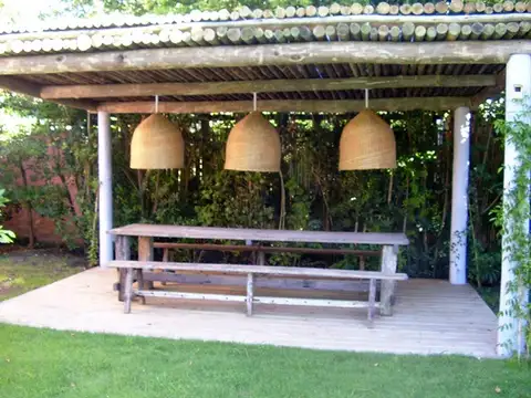 Casa en Alquiler Temporal en Montoya, USD 30.000