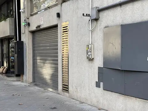 Cochera en venta en barrio Lourdes - Rosario