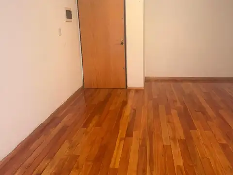 Departamento en Alquiler en Avellaneda, $ 680.000