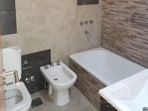 Departamento en Venta con 6 cocheras