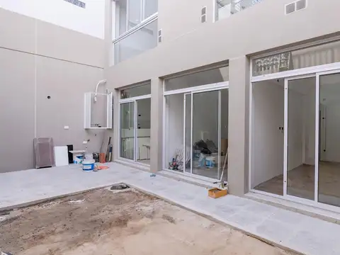 Depto Tipo Casa 4 ambientes con 2 baños