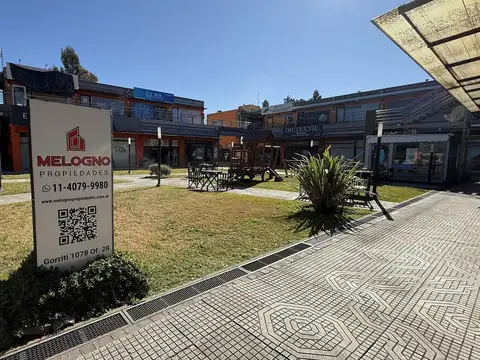 Francisco Alvarez Solares Open Shop - Bajada Gorriti
